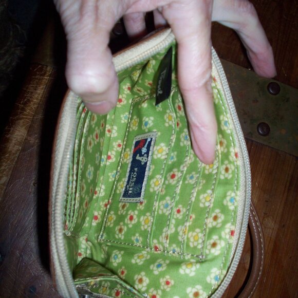 FOSSIL "Vintage" Coated Canvas Leather Trim Zip Around Wallet Mod Wristlet Pouch - Picture 3 of 6